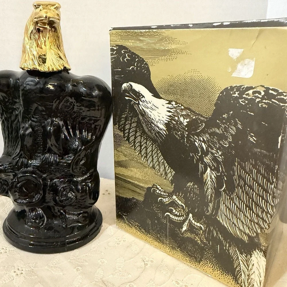 Avon‎ American Eagle Decanter Black Glass w/ Box 6 oz After Shave Bottle Vintage